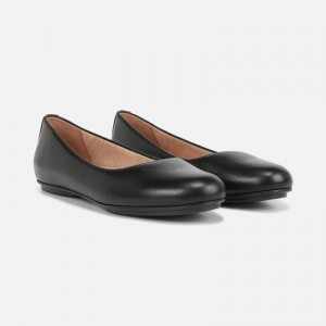 Naturalizer Women's Maxwell Ballet Flats Black RN52-4362X9