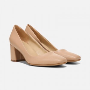 Naturalizer Women's Warner Pumps Brown CJ18-2858Y3