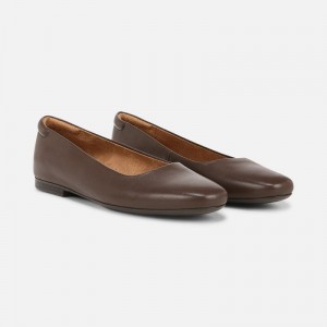 Naturalizer Women's Kelly Ballet Flats Chocolate IV12-5032J7