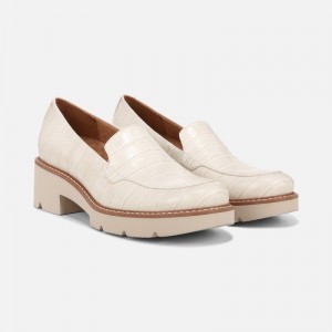 Naturalizer Women's Cabaret Loafers Cream VV46-0966D0