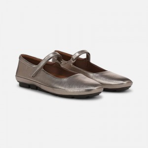 Naturalizer Women's Behold 2 Mary Janes Silver WB93-1313D9