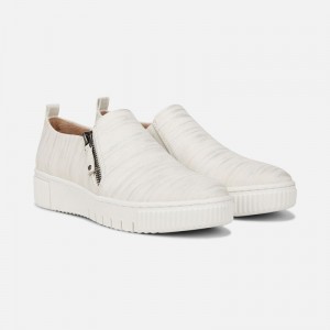 Naturalizer Women's SOUL Turner Slip On Sneakers White Metallic HD47-8887R8